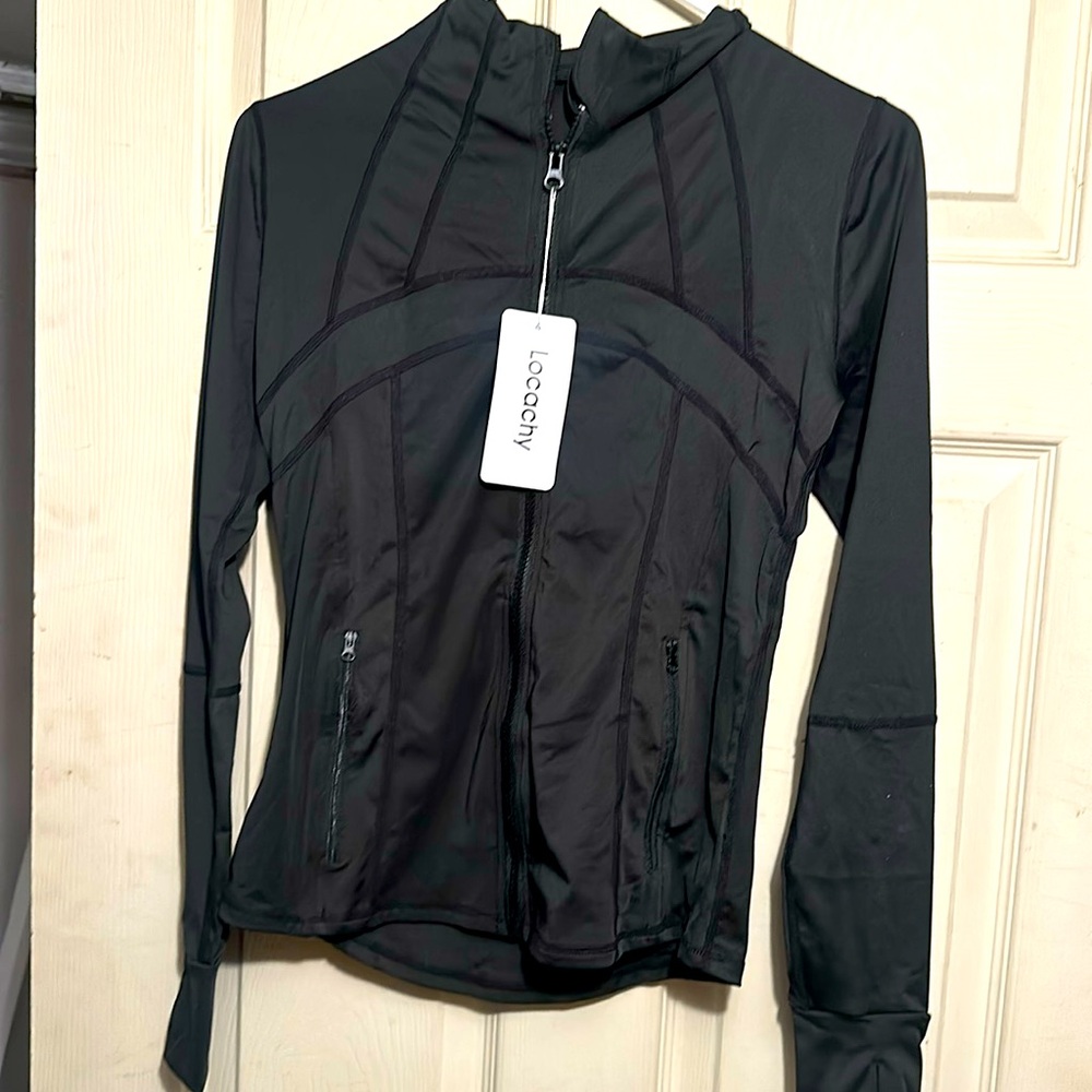 zip up coat woman’s black xs